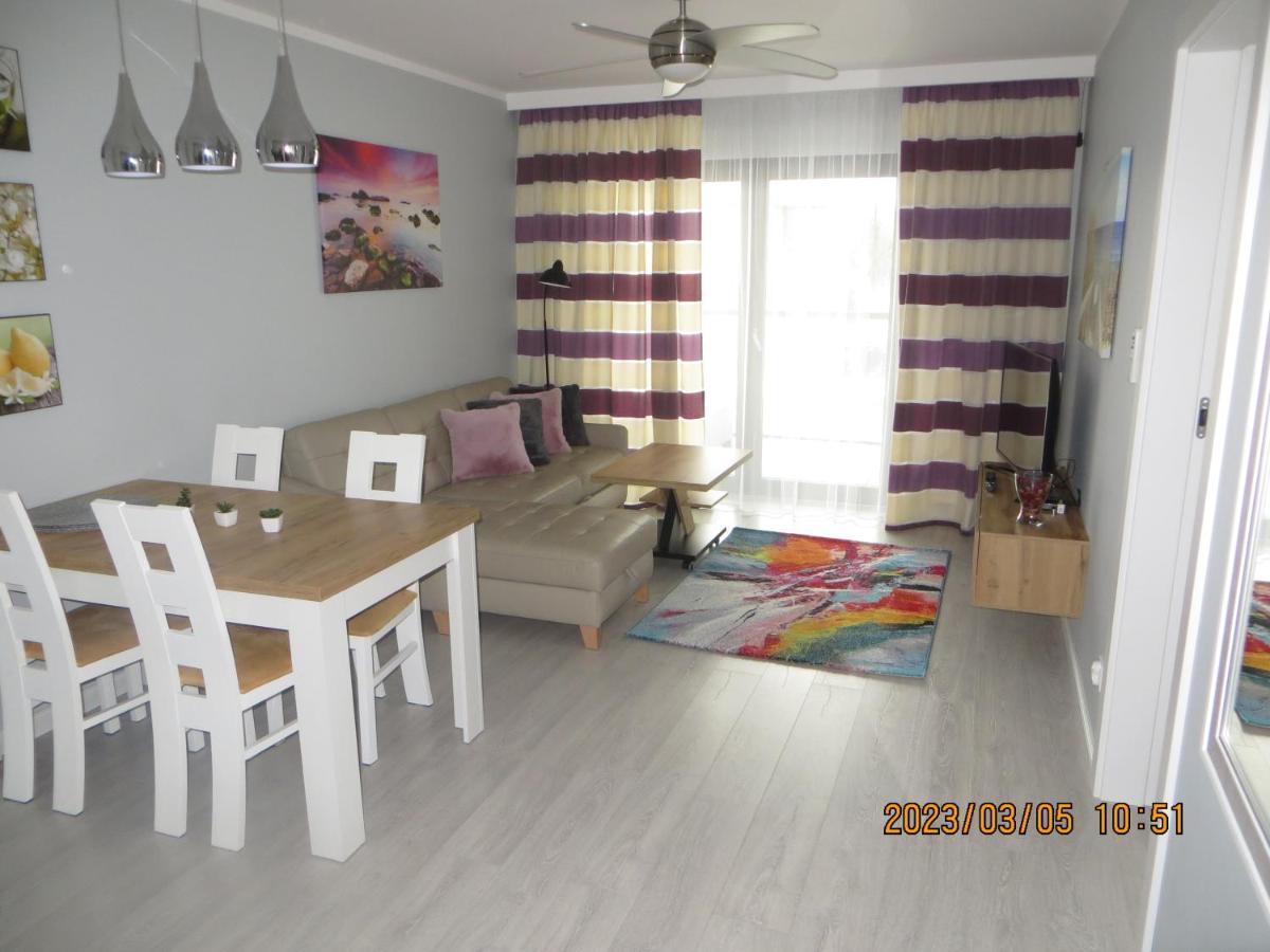 Gardenia Apartament Przy Plazy 17 Dziwnow Exterior photo